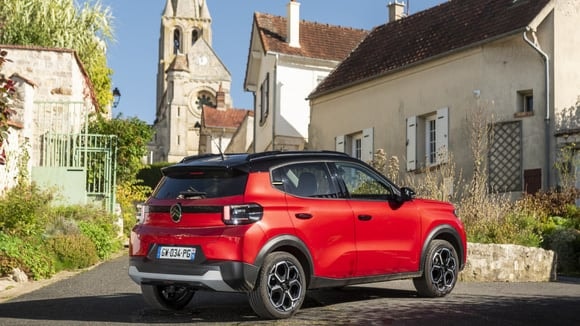 Le moteur 1.2 affiche une consommation moyenne de 6,5 l et une autonomie proche de 700 km.
