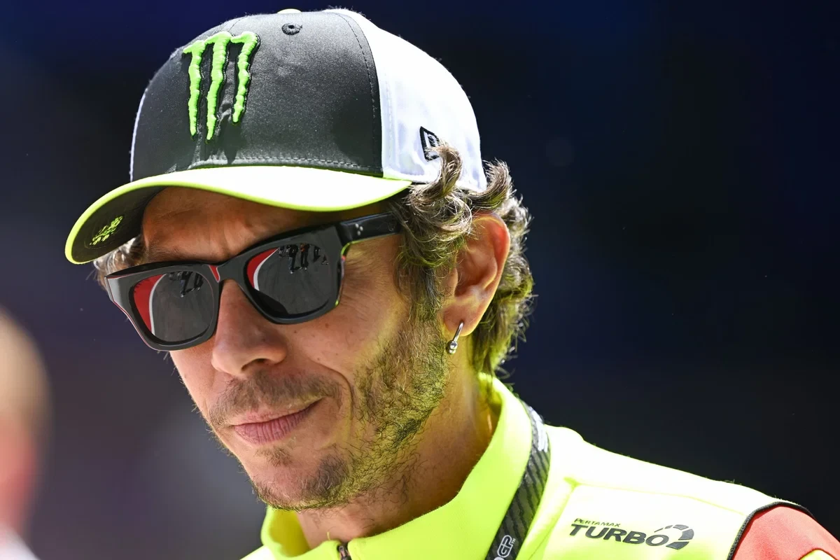 Valentino Rossi et Max Verstappen