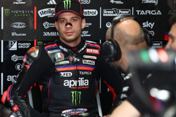 Marco Bezzecchi sur son Aprilia au Grand Prix d’Indonésie à Mandalika.