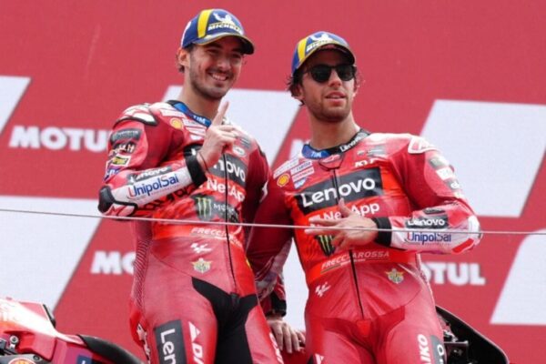 Enea Bastianini et Francesco Bagnaia associés à leur passage dans l'équipe officielle Ducati.
