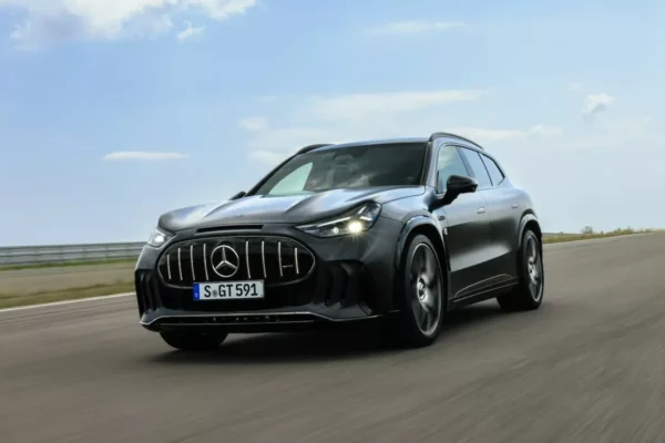 Le Mercedes-AMG GT SUV, nouveau SUV électrique développé par la division sportive du constructeur.