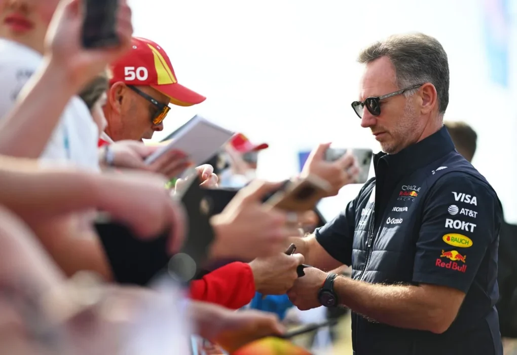 Christian Horner et Helmut Marko, anciens collaborateurs au sein de l'écurie Red Bull en F1.