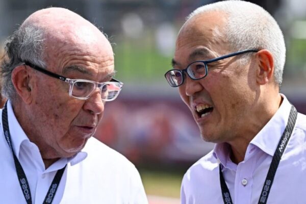 Jorge Martin et Marc Marquez en piste lors du Grand Prix d’Indonésie de MotoGP à Mandalika.