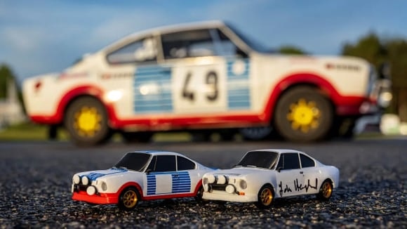 Répliques 3D de 16 modèles Škoda, dont la 130 RS des années 1970.