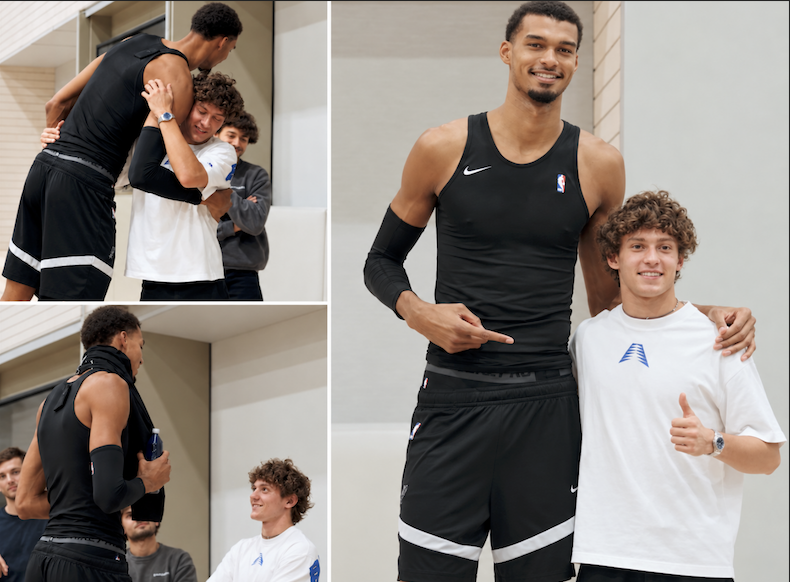Kimi Antonelli aux côtés de Victor Wembanyama lors de sa visite chez les San Antonio Spurs.