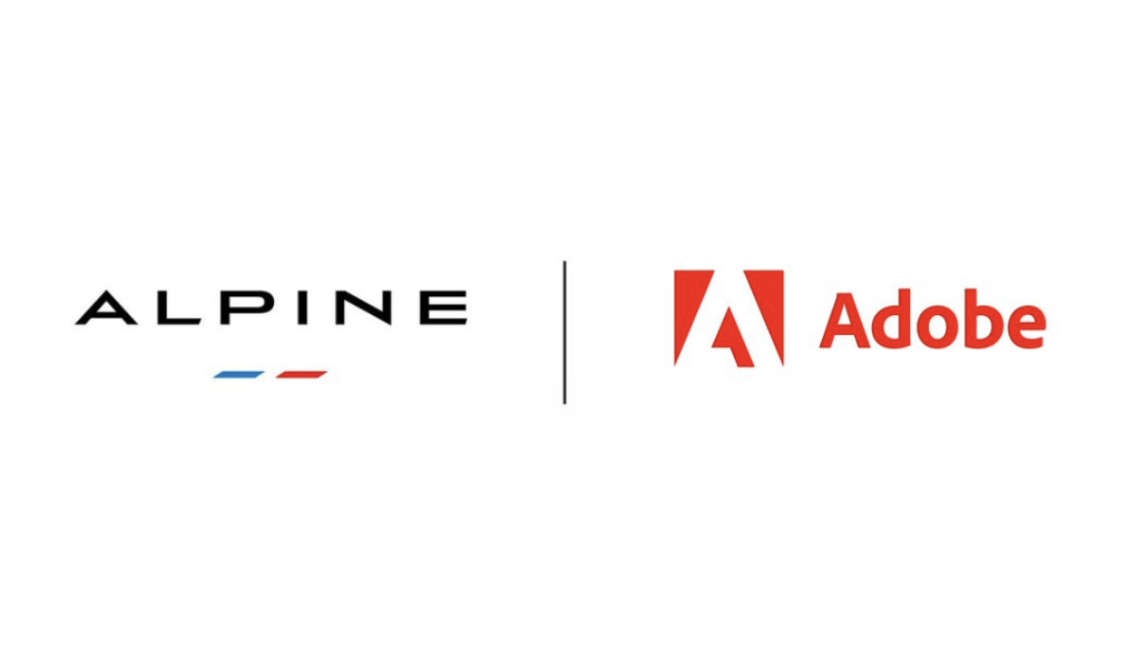 Une monoplace Alpine de Formule 1 portant les logos de ses partenaires.