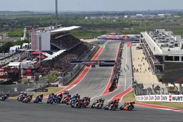 Une MotoGP sur le Circuit des Amériques à Austin, théâtre d’une démonstration pendant le week-end de F1.