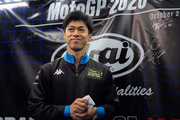 Ai Ogura sur son Aprilia de l’équipe Trackhouse en MotoGP.