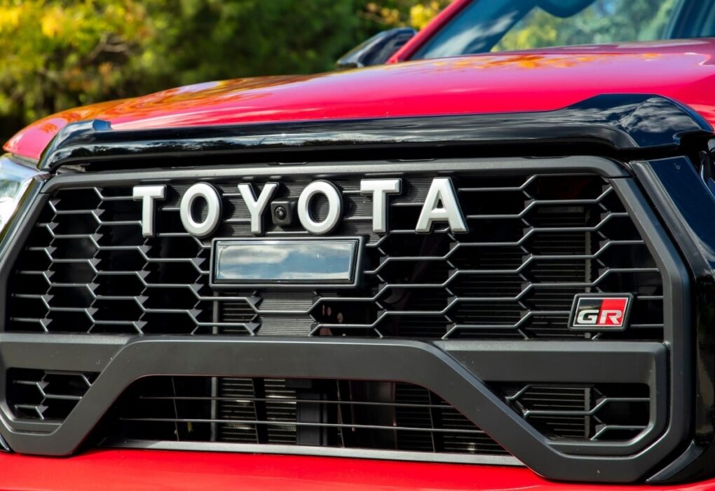 Un pick-up Toyota Hilux à hydrogène destiné à une production en Thaïlande.