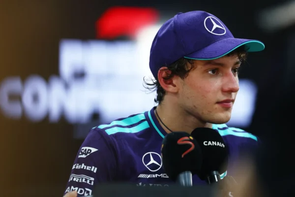 Kimi Antonelli, pilote Mercedes en Formule 1.