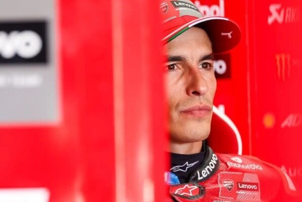 Marc Marquez, pilote Ducati en MotoGP, au centre des discussions sur son avenir en compétition.