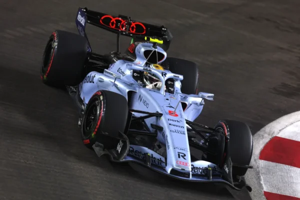 Gabriel Bortoleto au volant de sa monoplace Audi au GP des États-Unis à Austin.