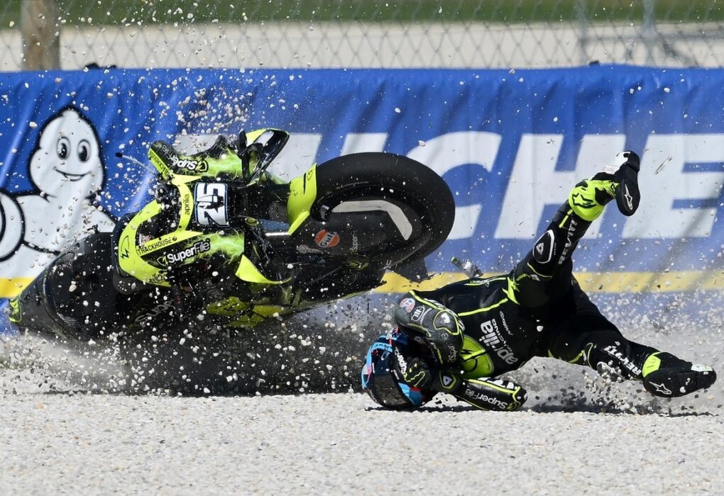 Raúl Fernández au guidon de son Aprilia Trackhouse en MotoGP.