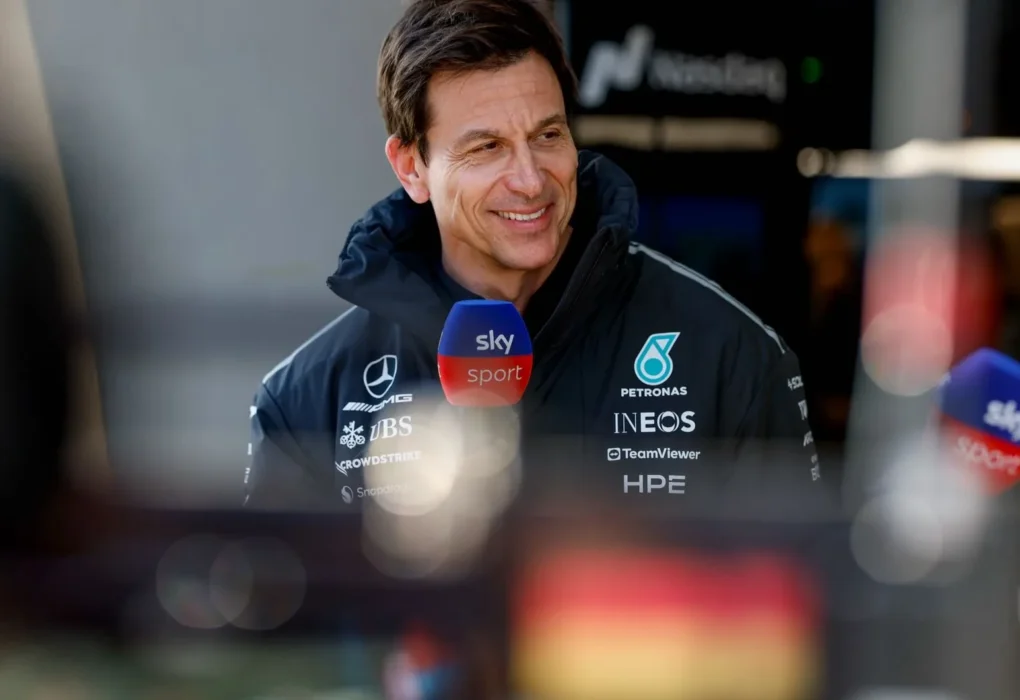 George Russell au volant de sa monoplace Mercedes en Formule 1.