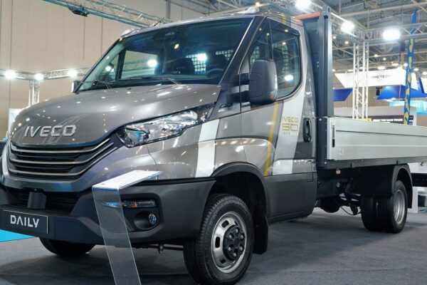 Un poids lourd Iveco illustrant le projet de rachat du constructeur italien par Tata Motors.