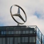 Mercedes-Benz abaisse sa marge automobile attendue à 2-3 %