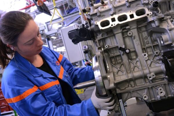 Vue du site industriel de la Française de Mécanique à Douvrin.