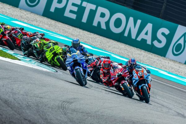 Ai Ogura en piste lors du sprint du Grand Prix de Malaisie à Sepang.
