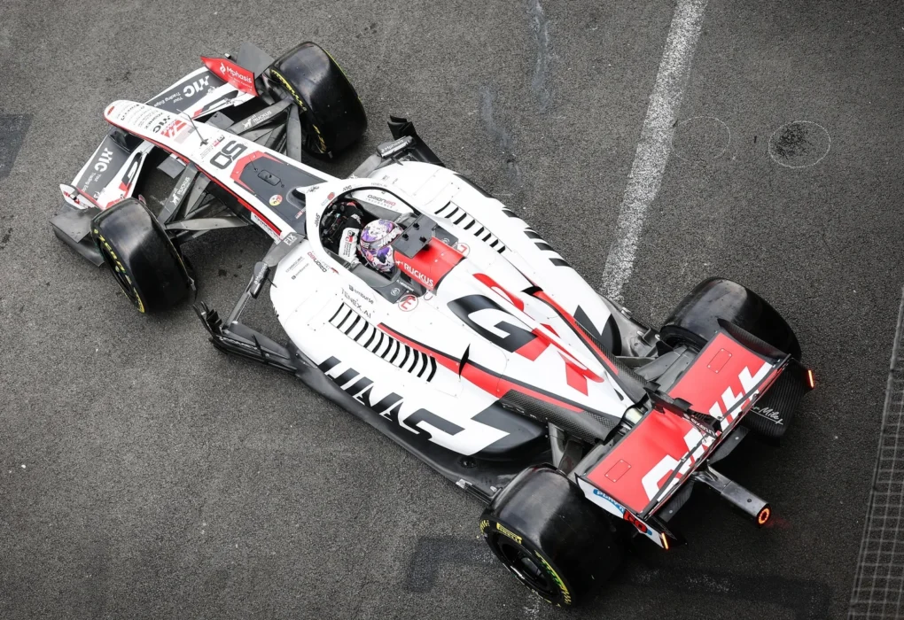Ryō Hirakawa au volant de la Haas VF-26 lors du Grand Prix du Mexique.